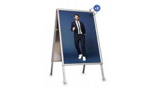 Stříbrný reklamní A stojan s ostrými rohy B1 - profil 25 mm